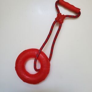 Kong Squeeze Ring With Bungee Cord Handle
